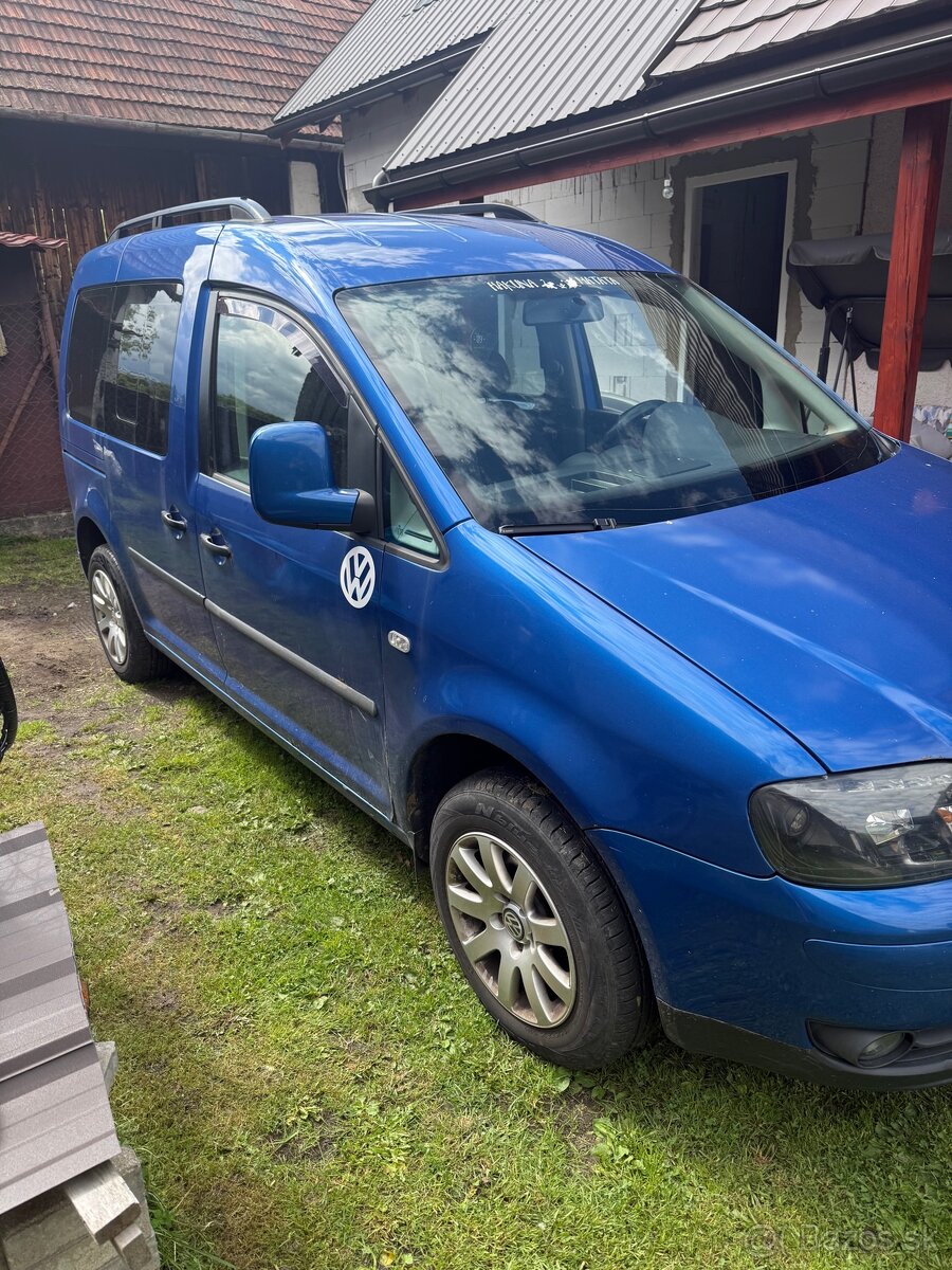 VW Caddy 1,9 tdi 77kw - 7 miestna - 2