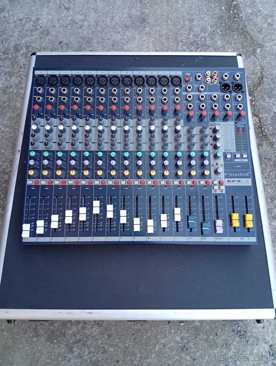 Mix Soundcraft EFX12 - 2