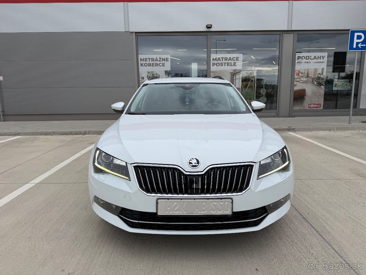 Škoda Superb 2.0 tdi combi elegance - 2