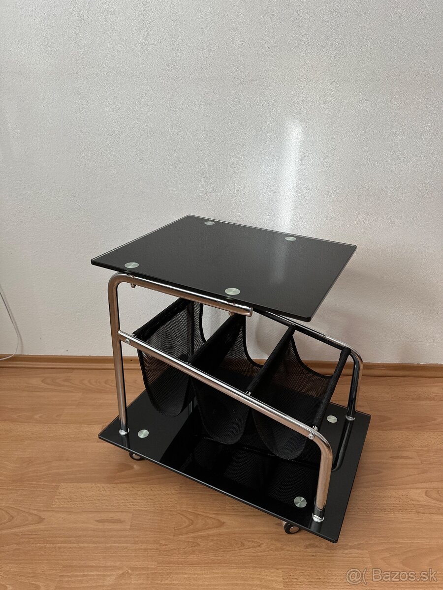 Príručný stolík - 2