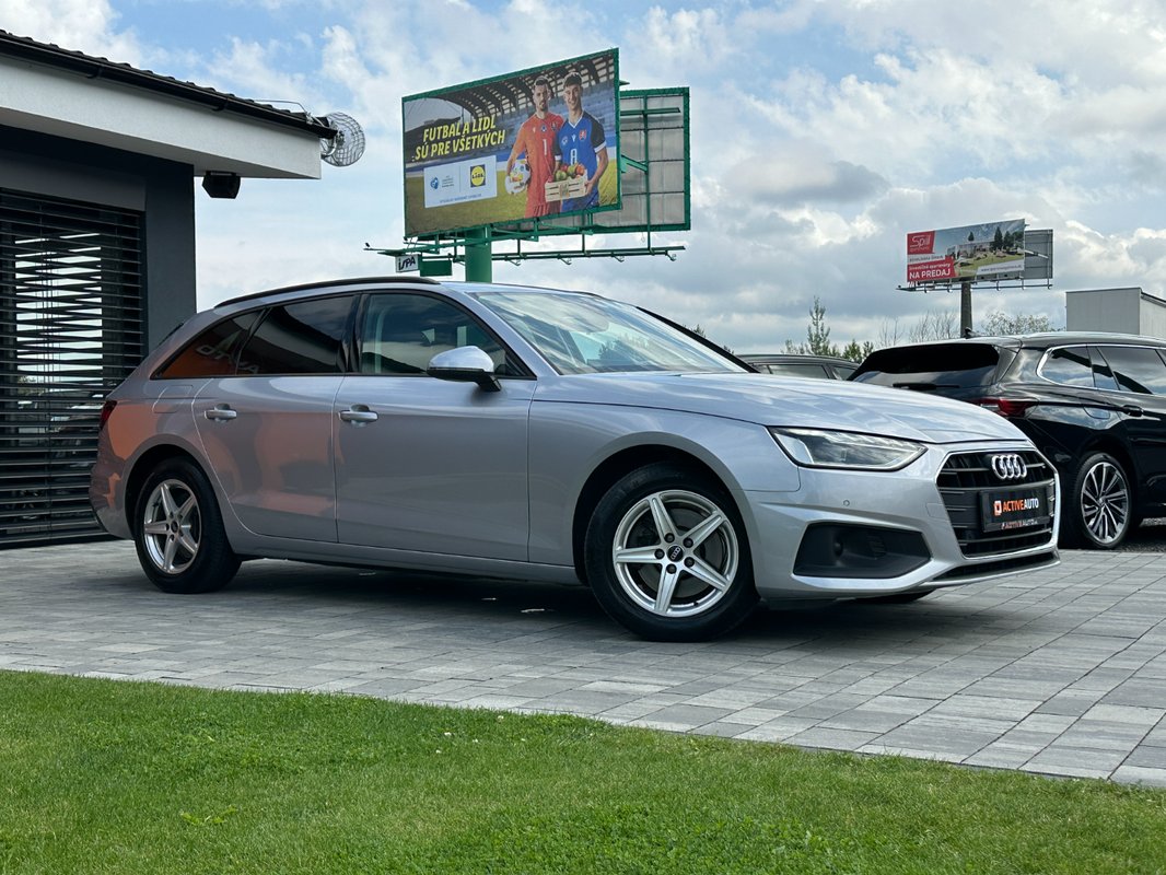 Audi A4 Avant 2.0 TDi MHEV A/T - REZERVOVANE - 2