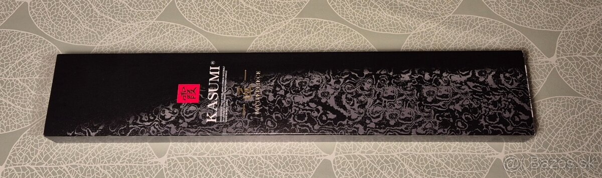 KASUMI Masterpiece Santoku MP-07 - 2