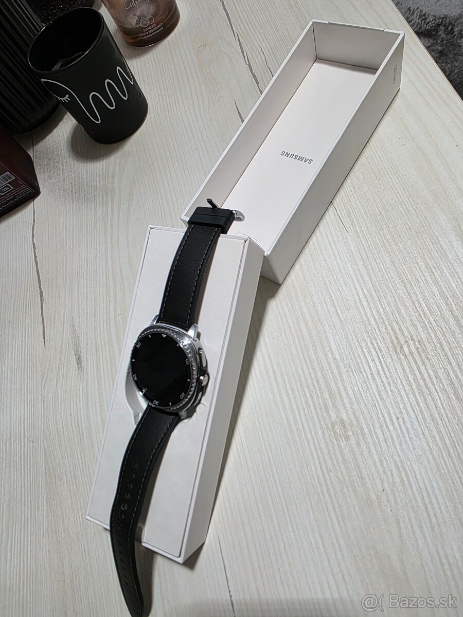 Inteligentné hodinky Samsung Galaxy Watch8 Classic 46 mm LTE - 2