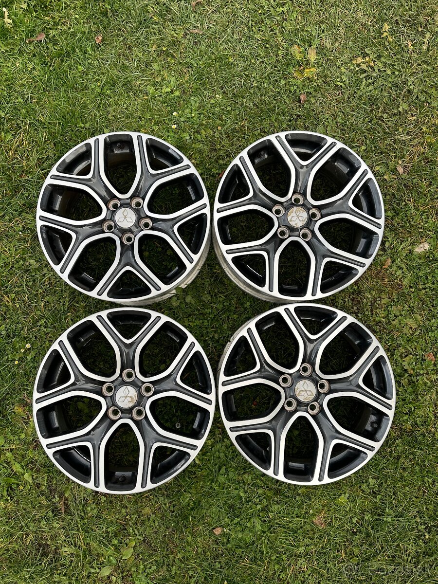 Predam originál Mitsubishi sadu R18 5x114.3 - 2