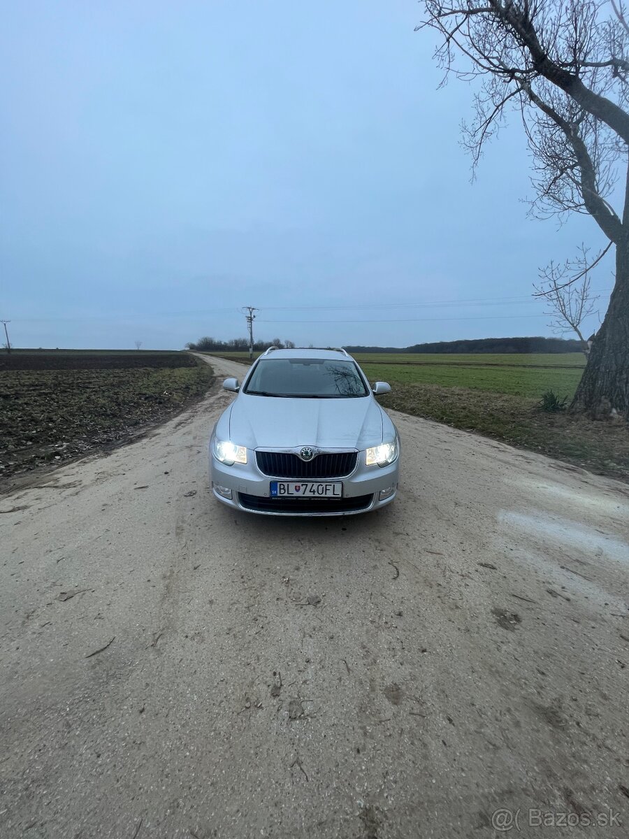 ŠKODA SUPERB II COMBI 2.0 DSG - 2