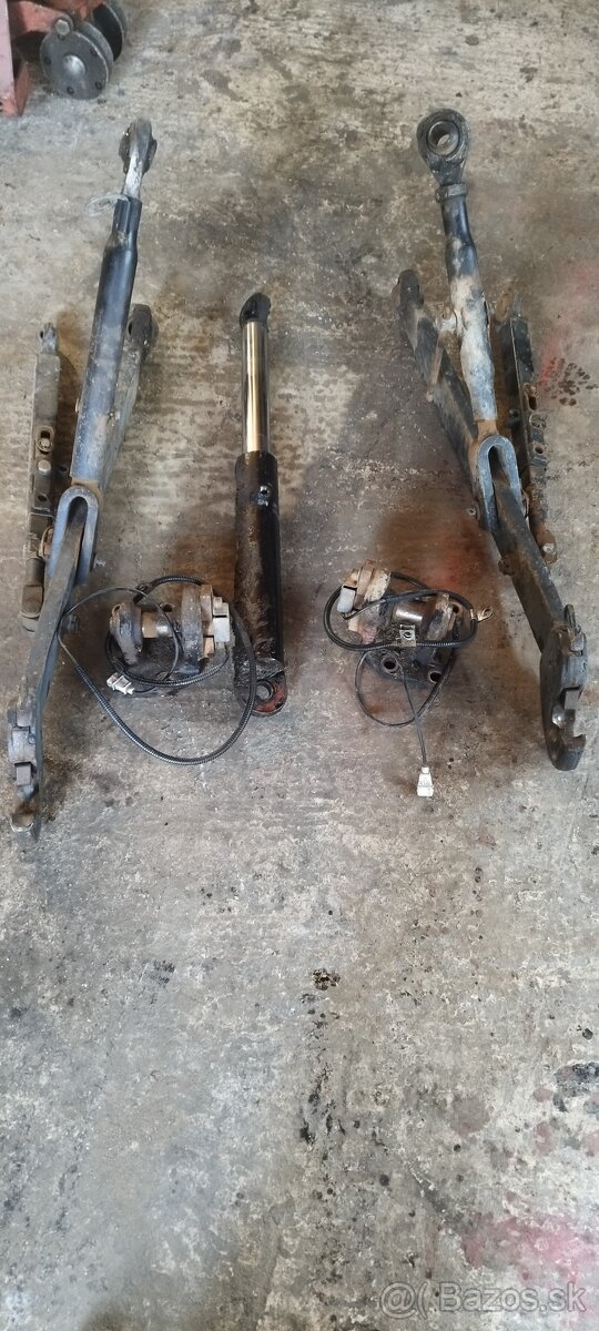 Ramená Zetor Forterra - 2