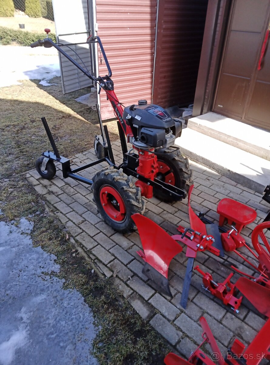 Vari s prislusenstvom - 2