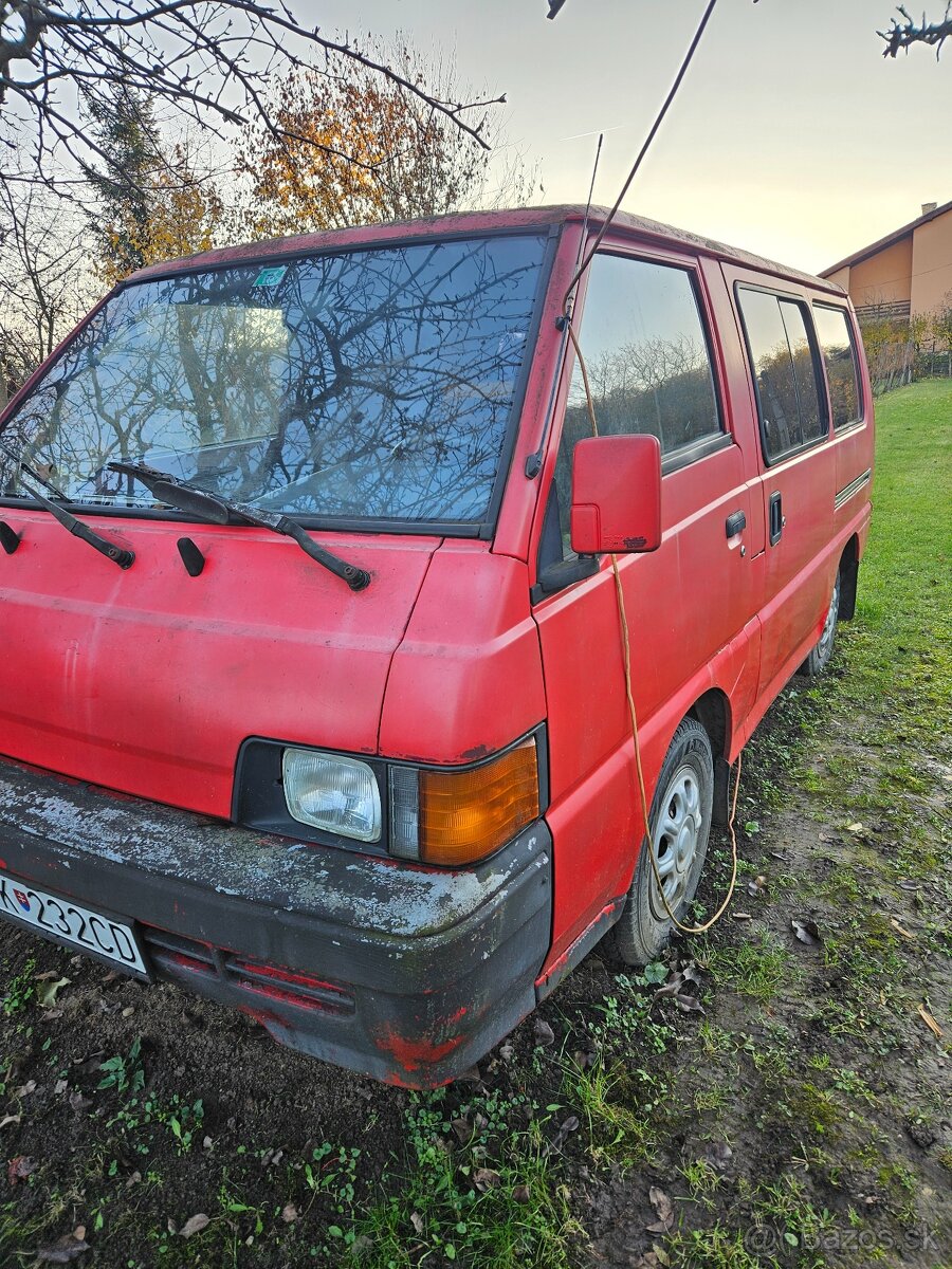 Mitaubishi L300.2,0i benzin. - 2
