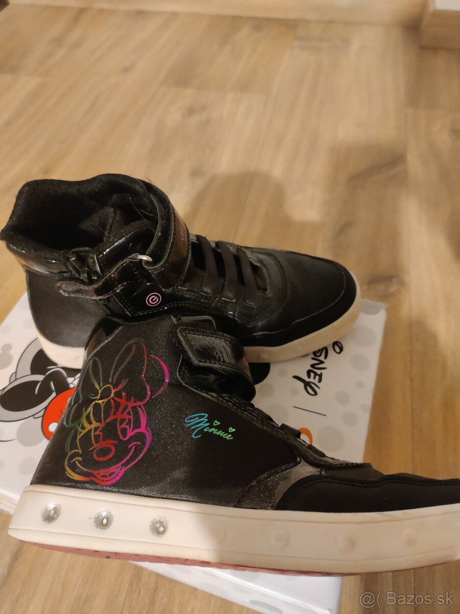 GEOX svietiace topanky - 2