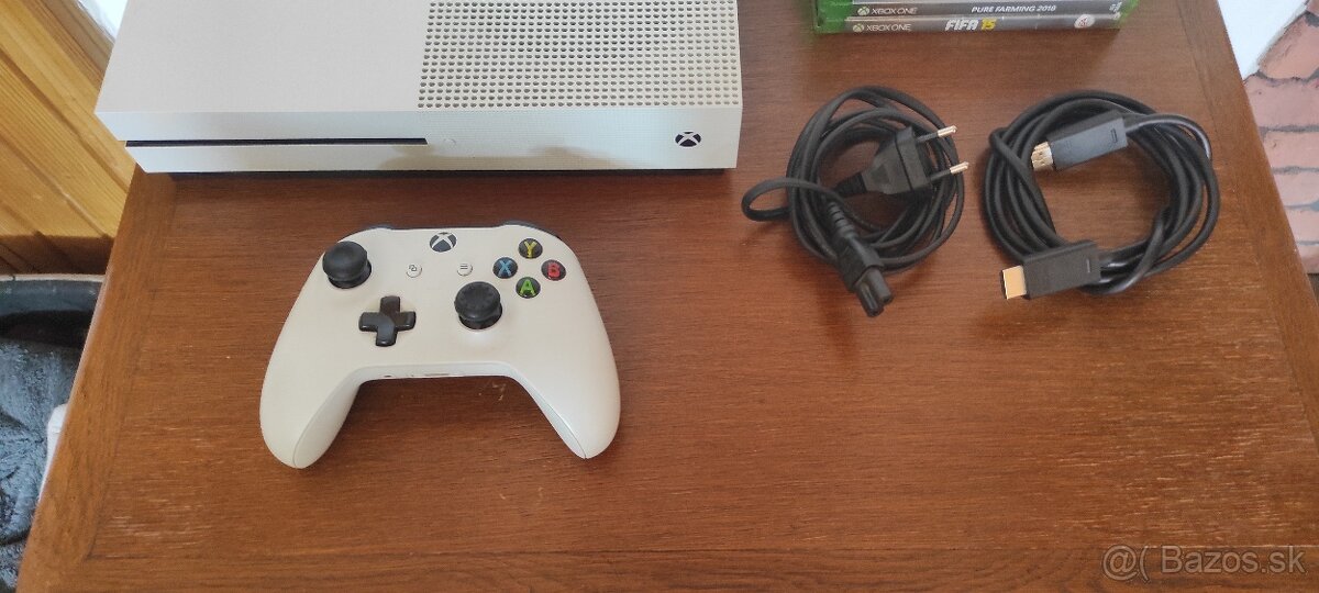 Predám Xbox one S+hry - 2