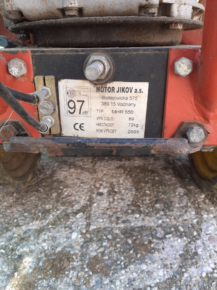 MULČOVACIA KOSAČKA JIKOV - 2