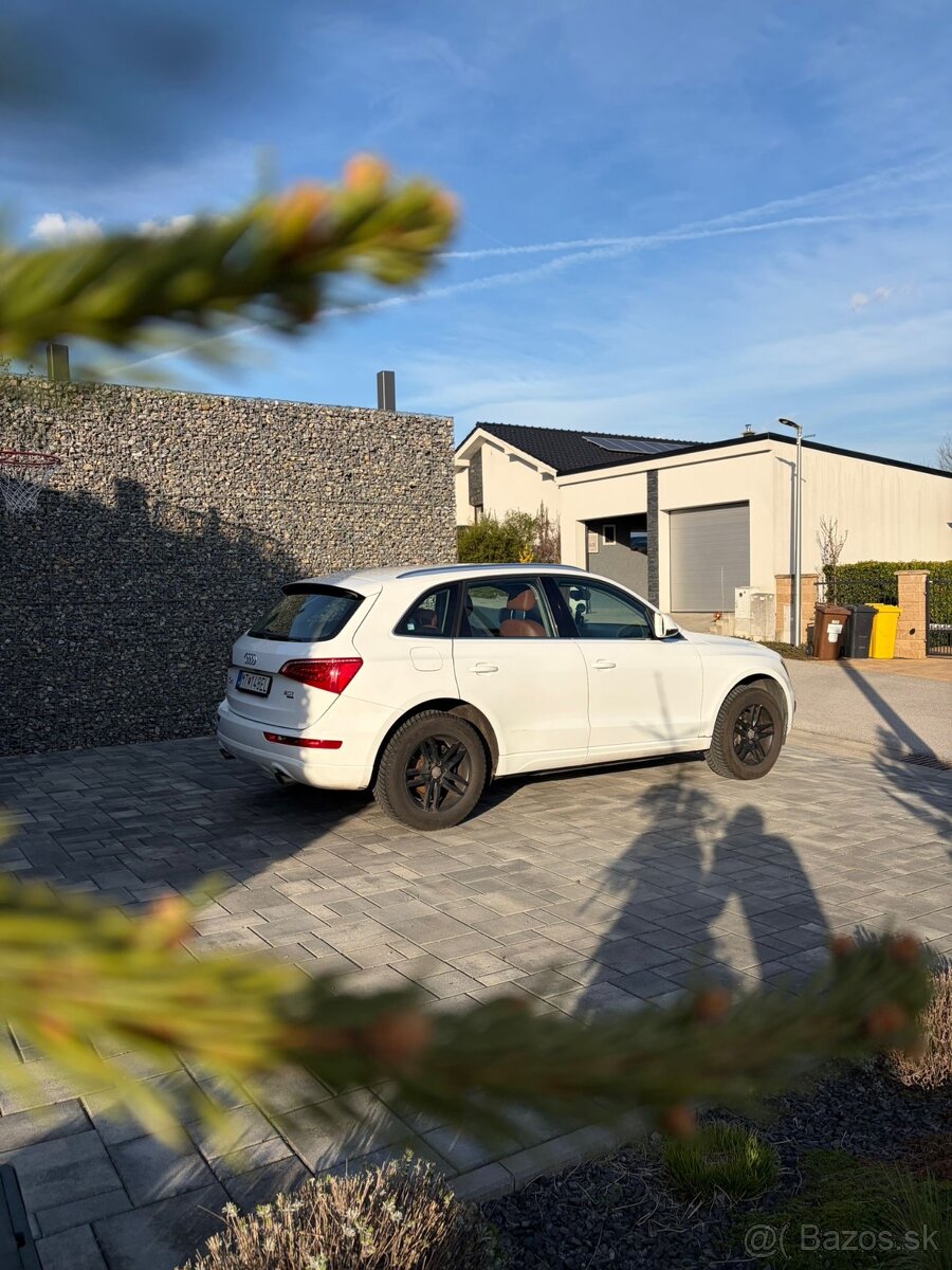 Audi Q5 2.0 T - 2