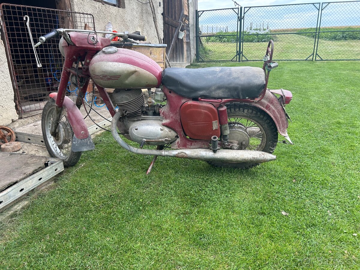 Jawa 250 - 2