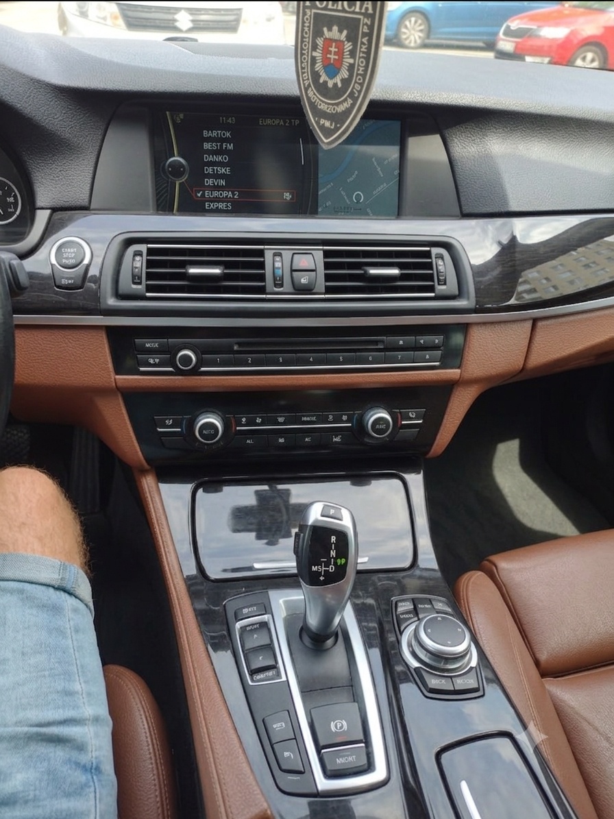 BMW - 2