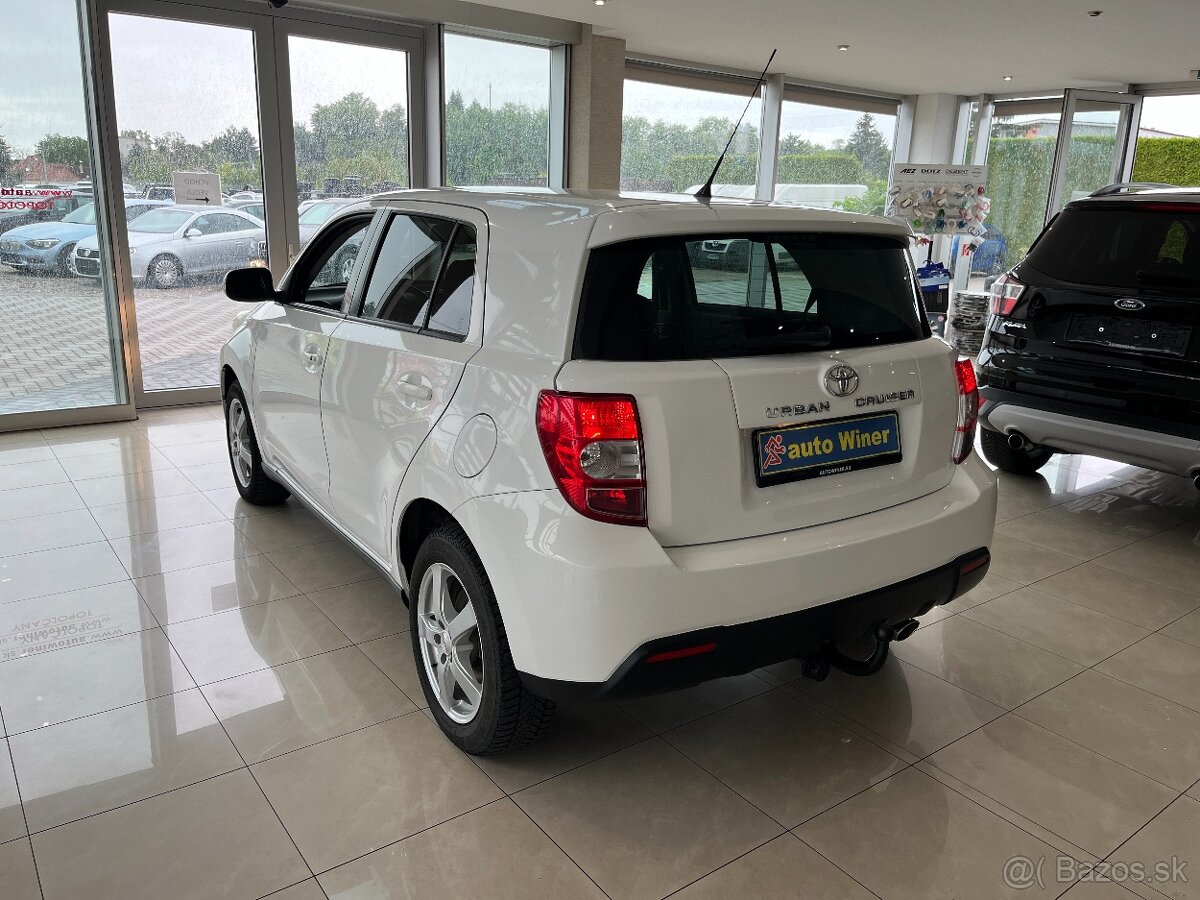 Toyota Urban Cruiser 4X4 - 2