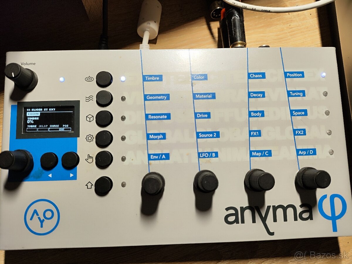 predám synthy - 2