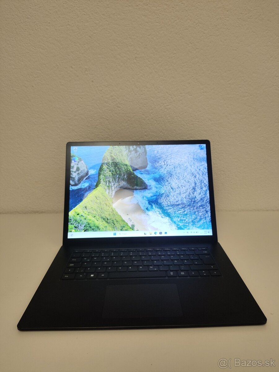 Microsoft Surface Laptop 4 | Intel Core i7 1185G7 • 16 GB RA - 2