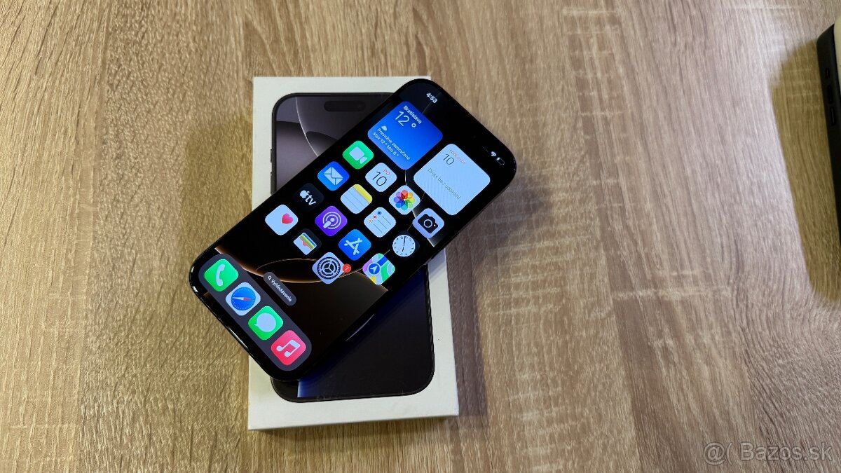Vymenim predam iPhone 16 Pro Black 256gb kupeny v o2 - 2