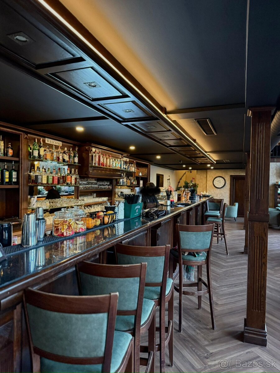 Cafe & Bar v centre Ružomberka - odstúpenie prevádzky - 2