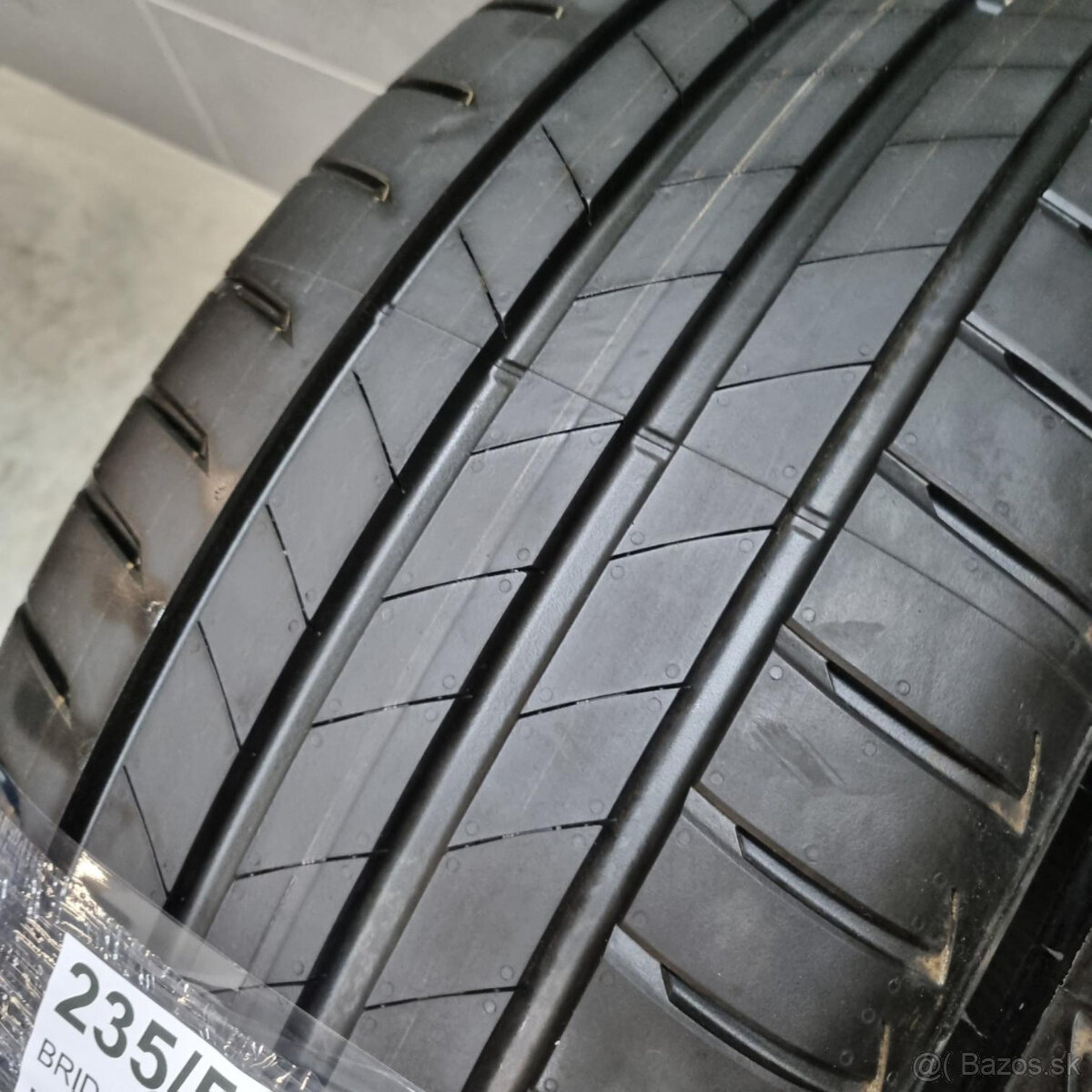 Letné pneumatiky 235/55 R18 BRIDGESTONE DOT2122 - 2