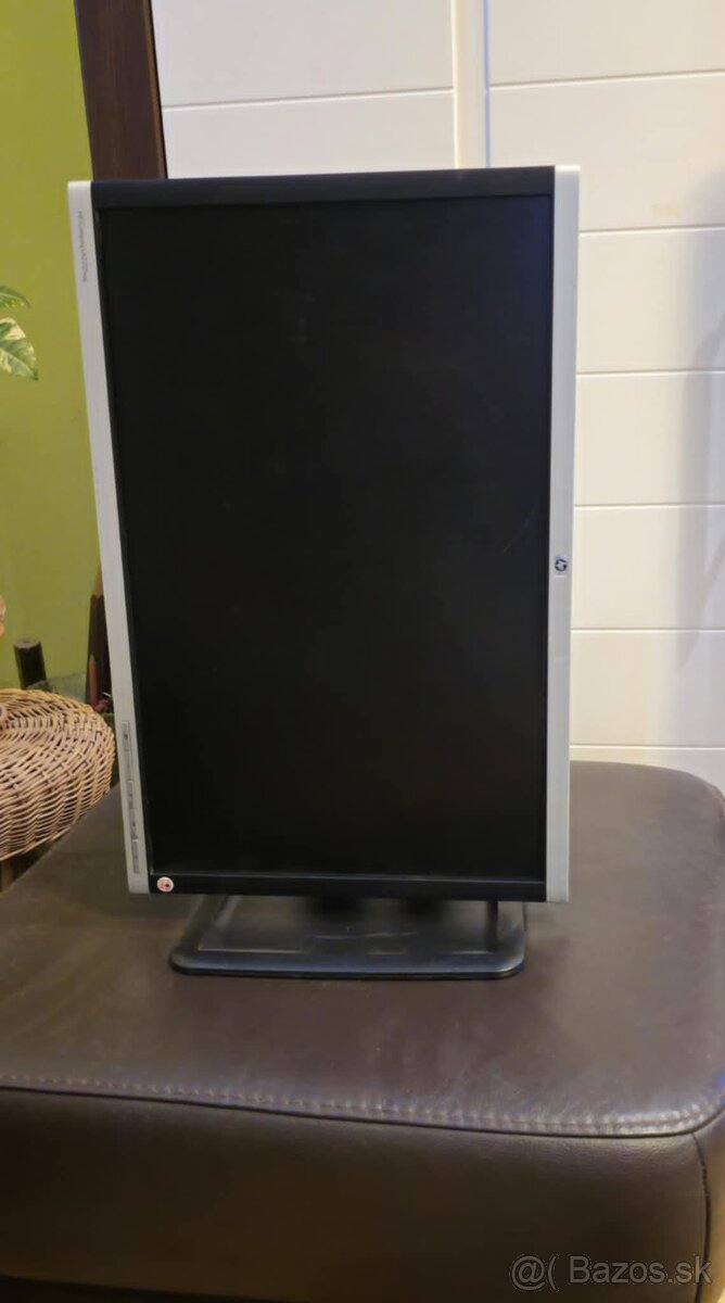 HP Compaq LA2205wg - 2