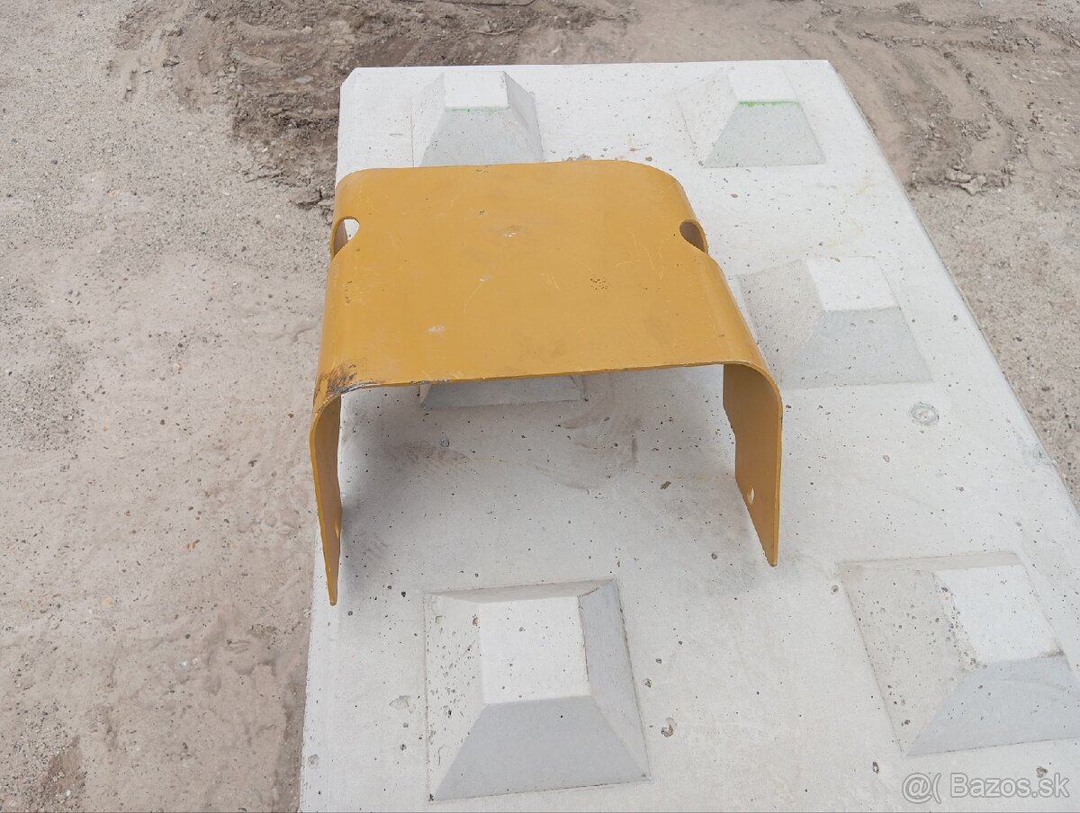 CAT kryt zadného ramena - 2