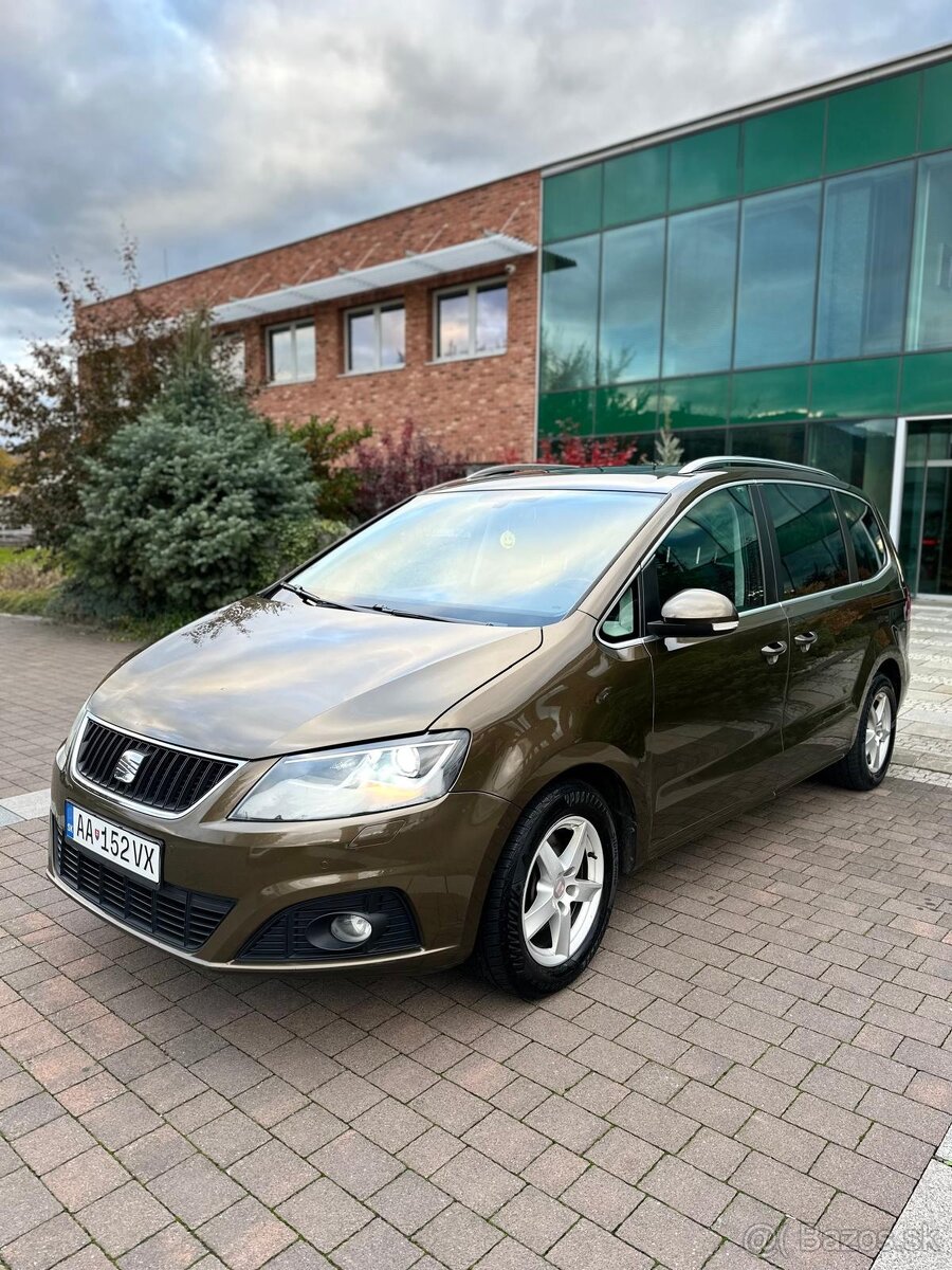 Prenájom auta - Seat Alhambra - 2