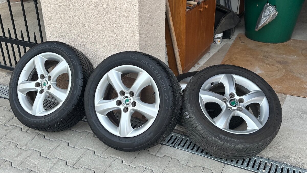 Škoda 195/55 r15 ALU - 2