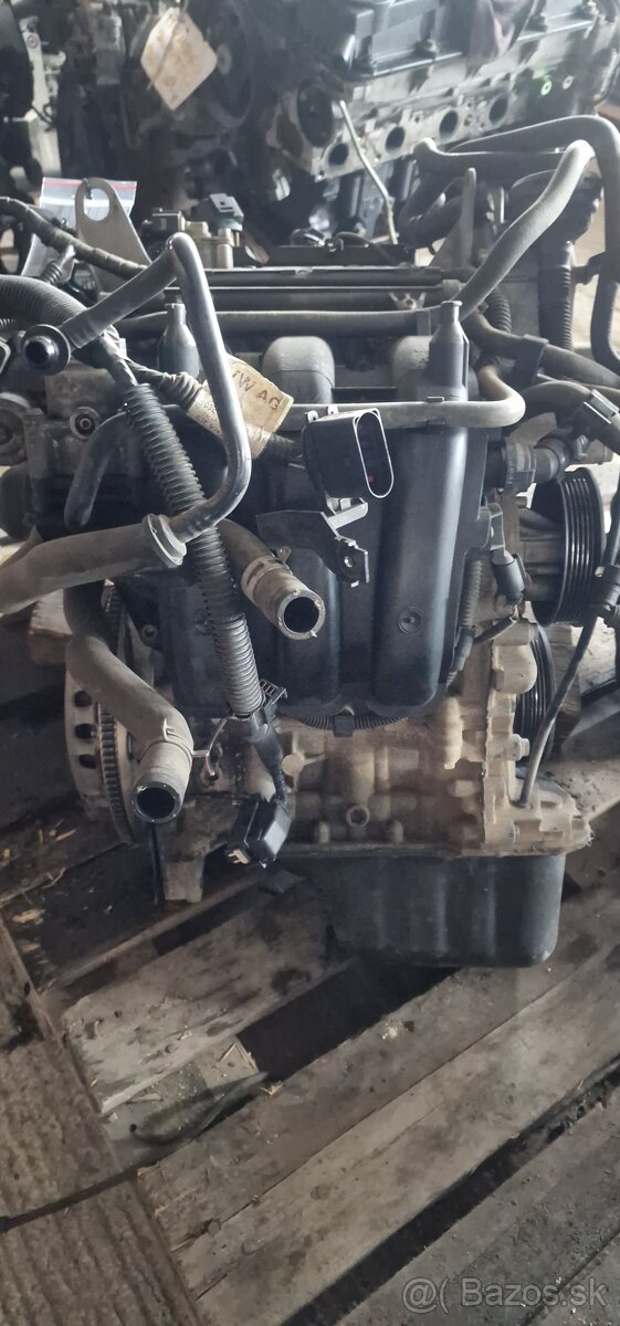 Predám motor 1.2i 12v fabia 1 - 2