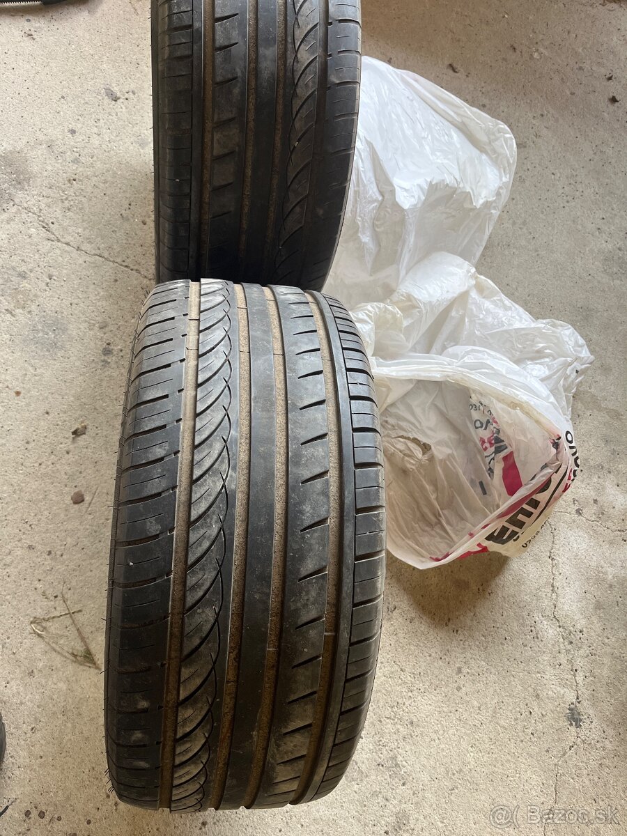 Pneumatiky 285/45 r19 letné - 2