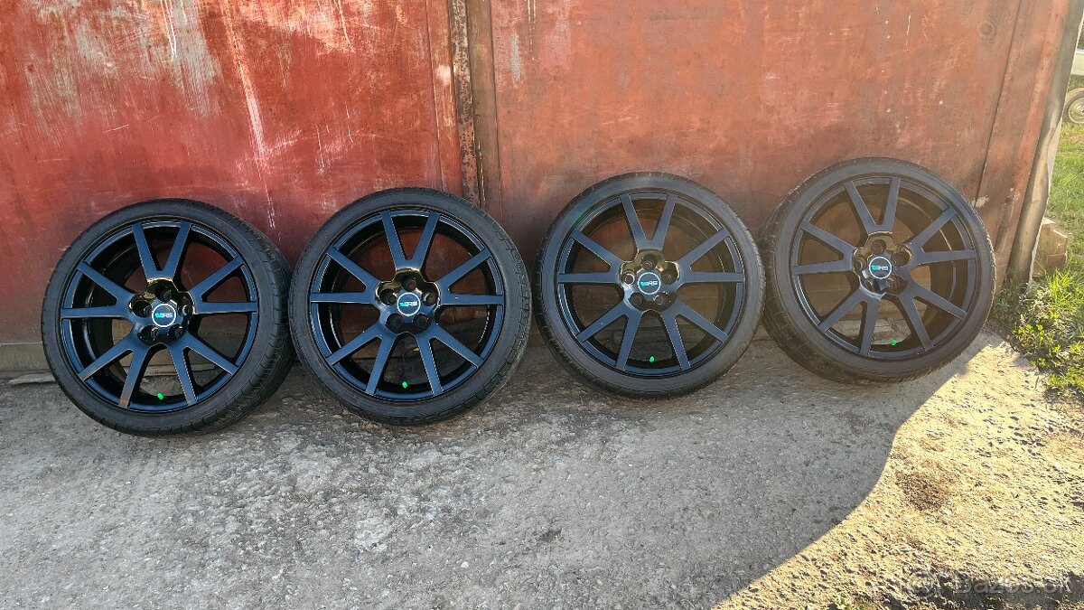Skoda spider 5x100 r17 rs - 2