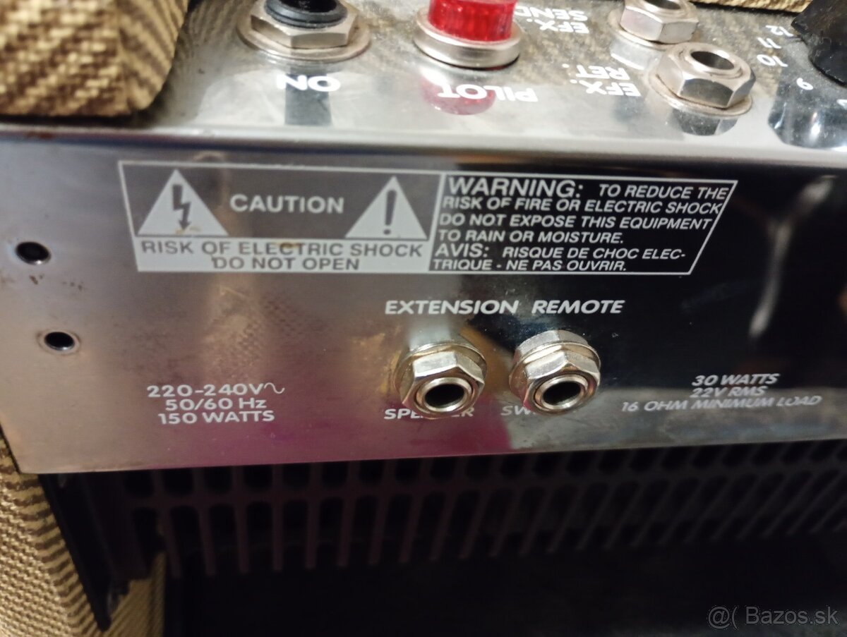 Predám kombo Peavey classic 30 - 2