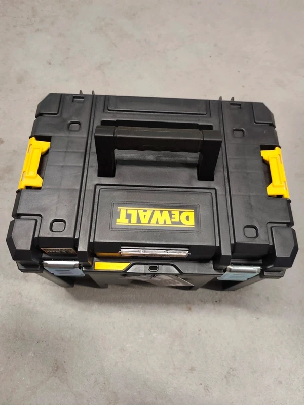 Dewalt TSTAK novy box na naradie - 2