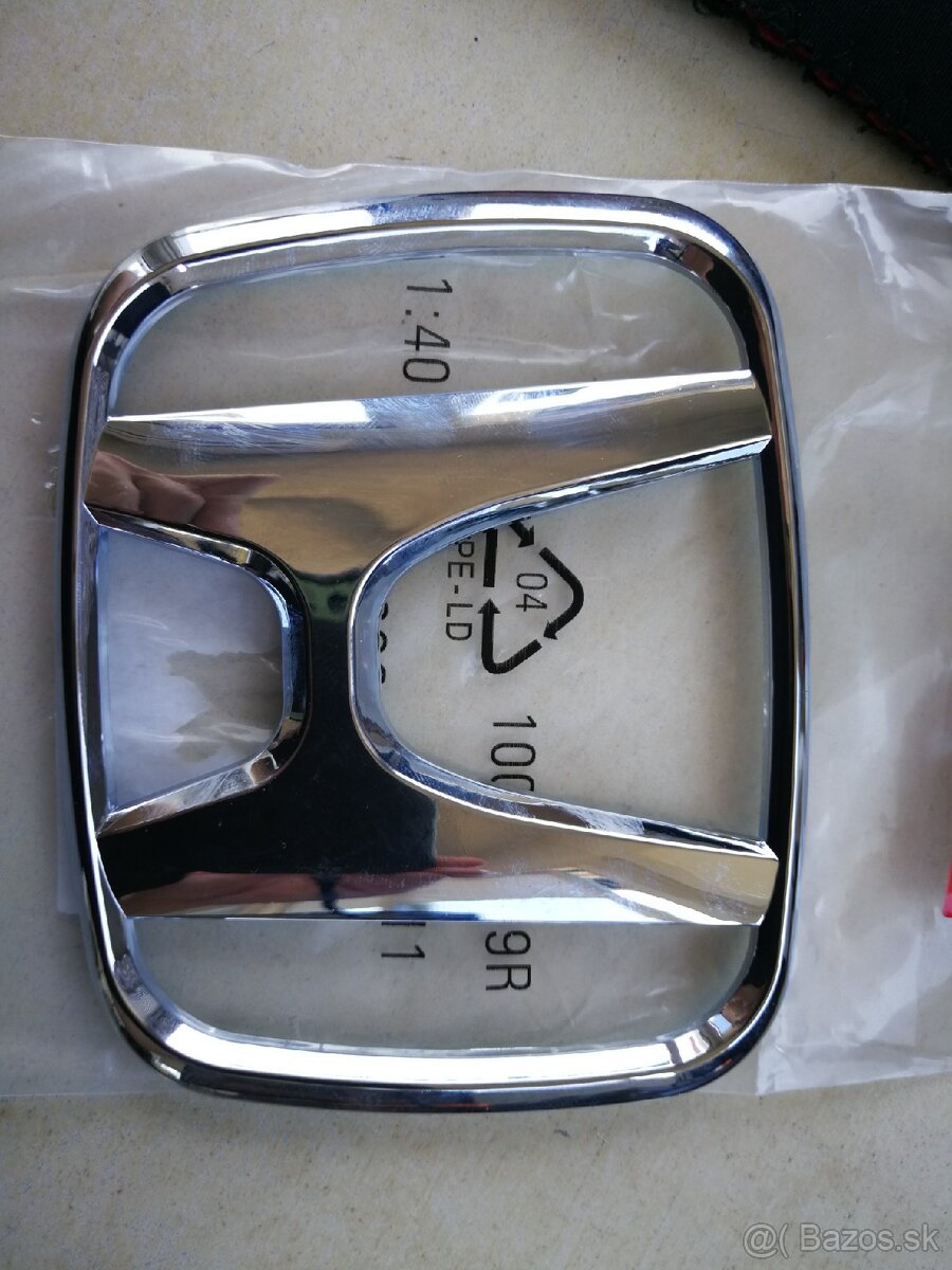 Predný znak honda - 2