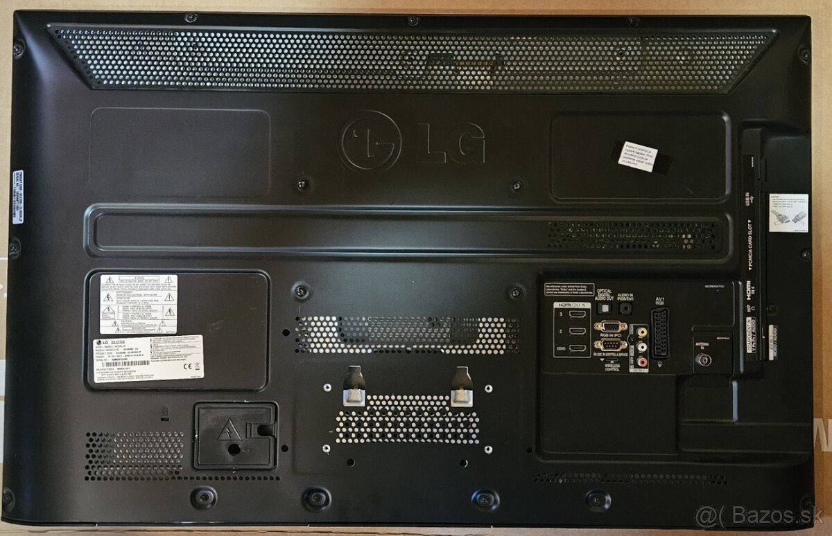 LCD TV - LG 32LE3300 82 cm - 2