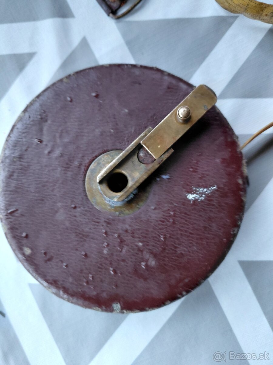 STARY KOTUCOVY. METER - 2