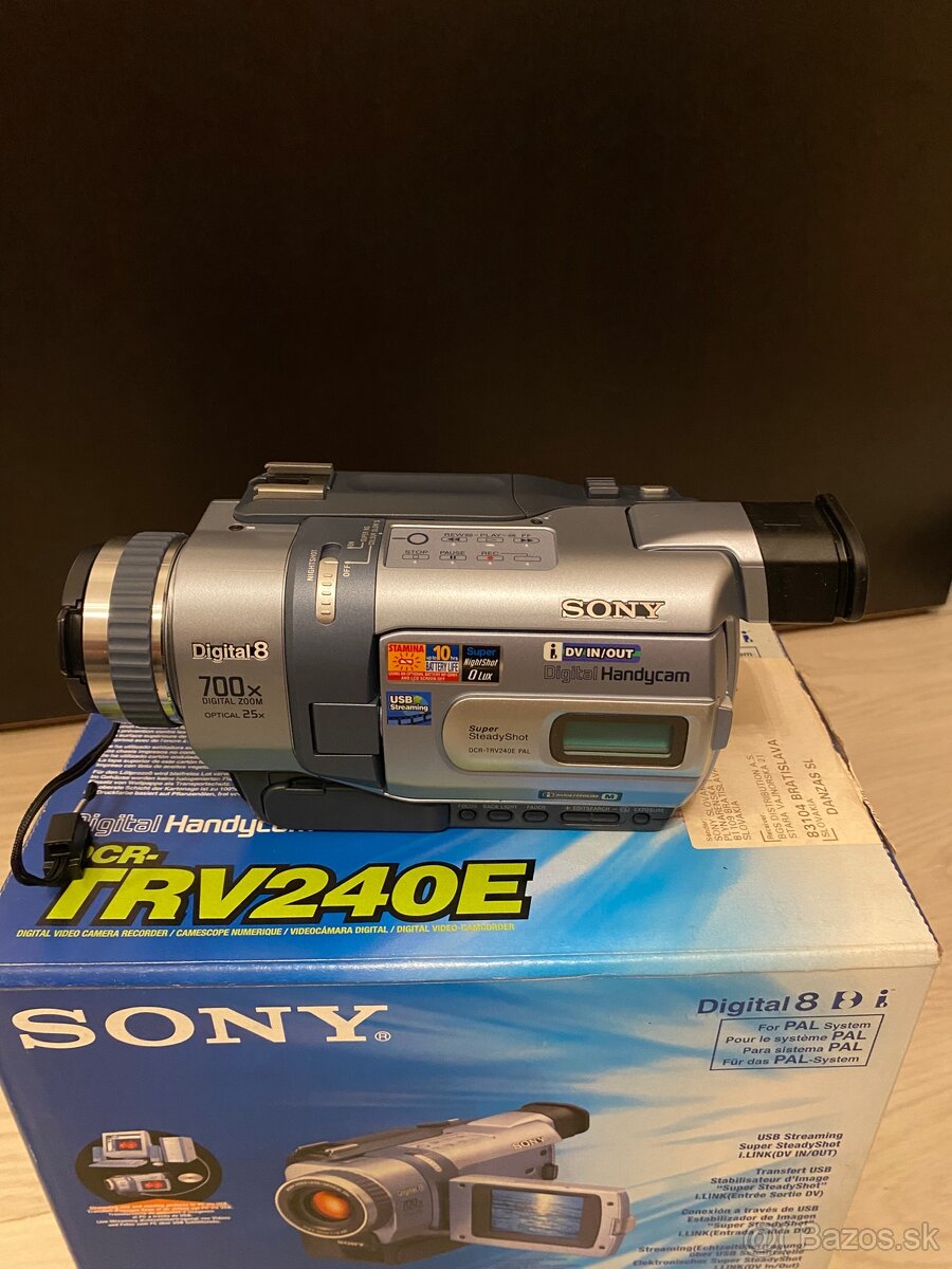 Videokamera SONY DCR-TRV240E - 2