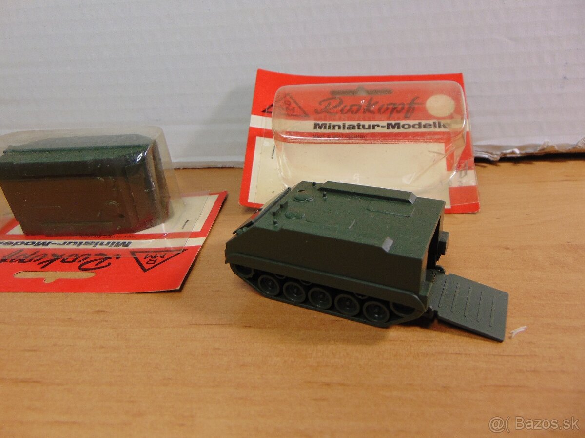 vláčik HO military autíčka - 2