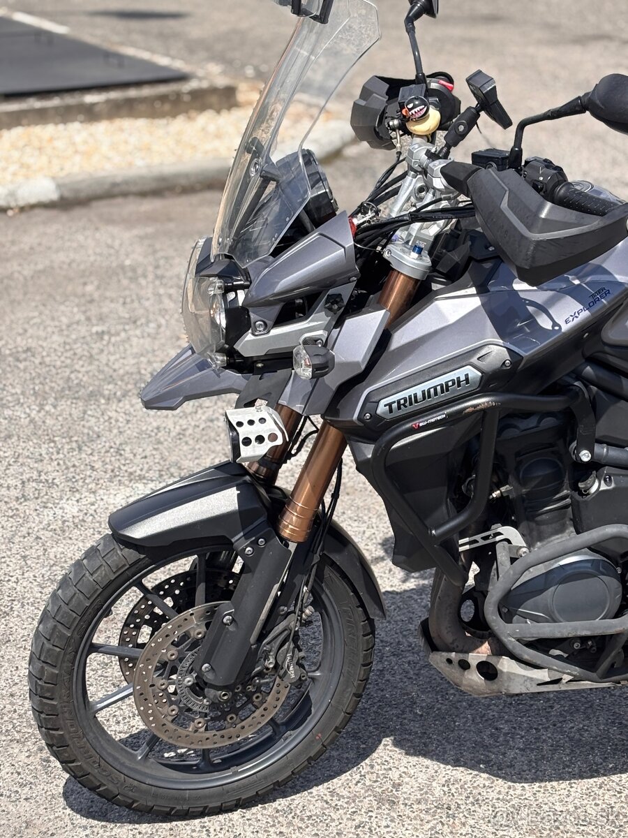 TRIUMPH TIGER EXPLORER 1200 - 2