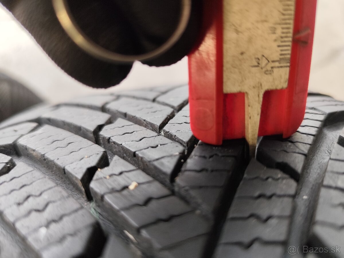 Zimné 205/55r16 continental - 2