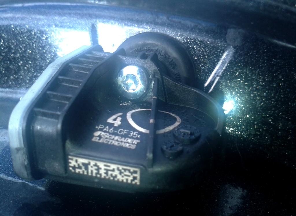 Alu R17 5x114,3 orig. RENAULT Captur + zimné pneu - 2