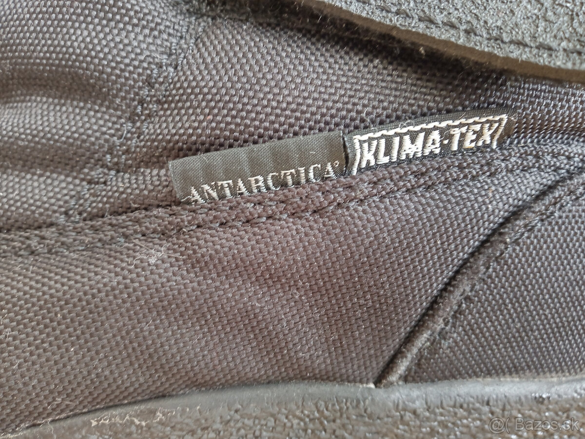 Panske snehule ANTARCTICA. - 2