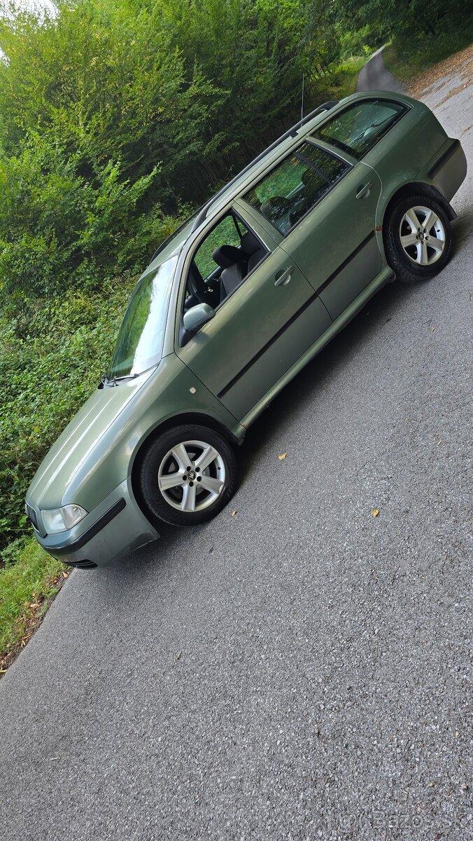 bocne dvere Skoda Octavia kombi - 2