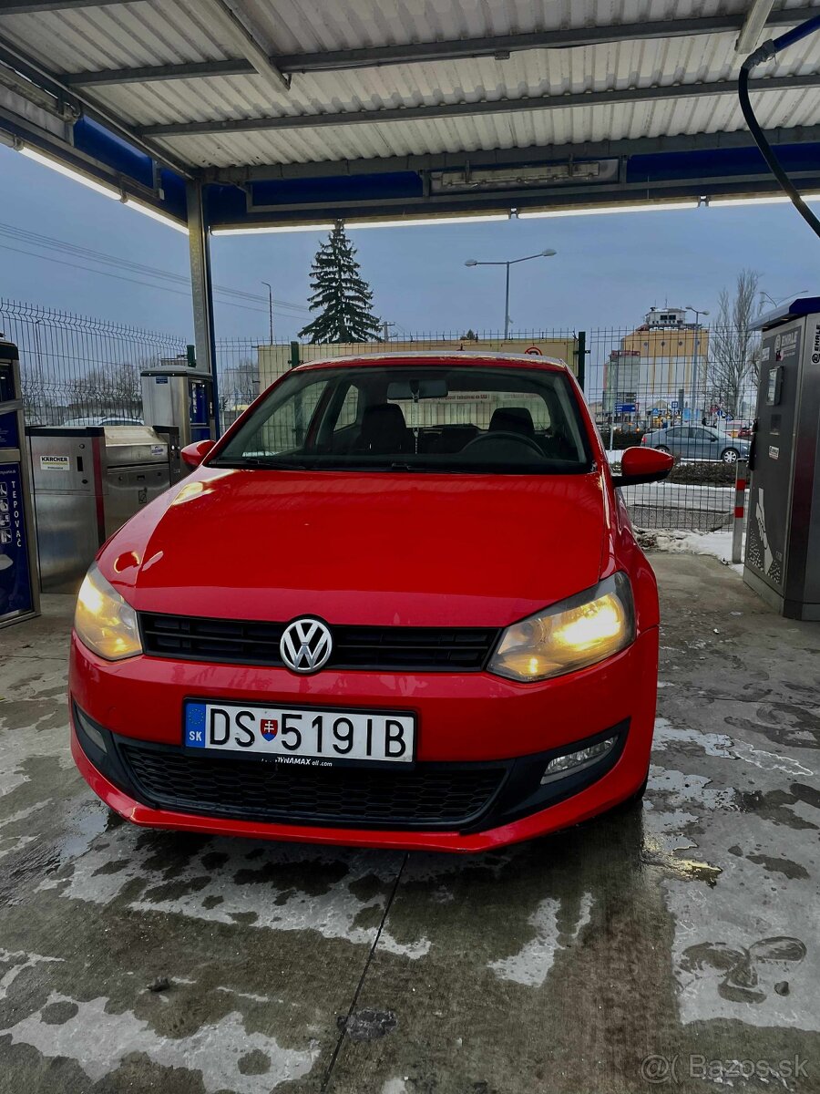 Volkswagen Polo - 2