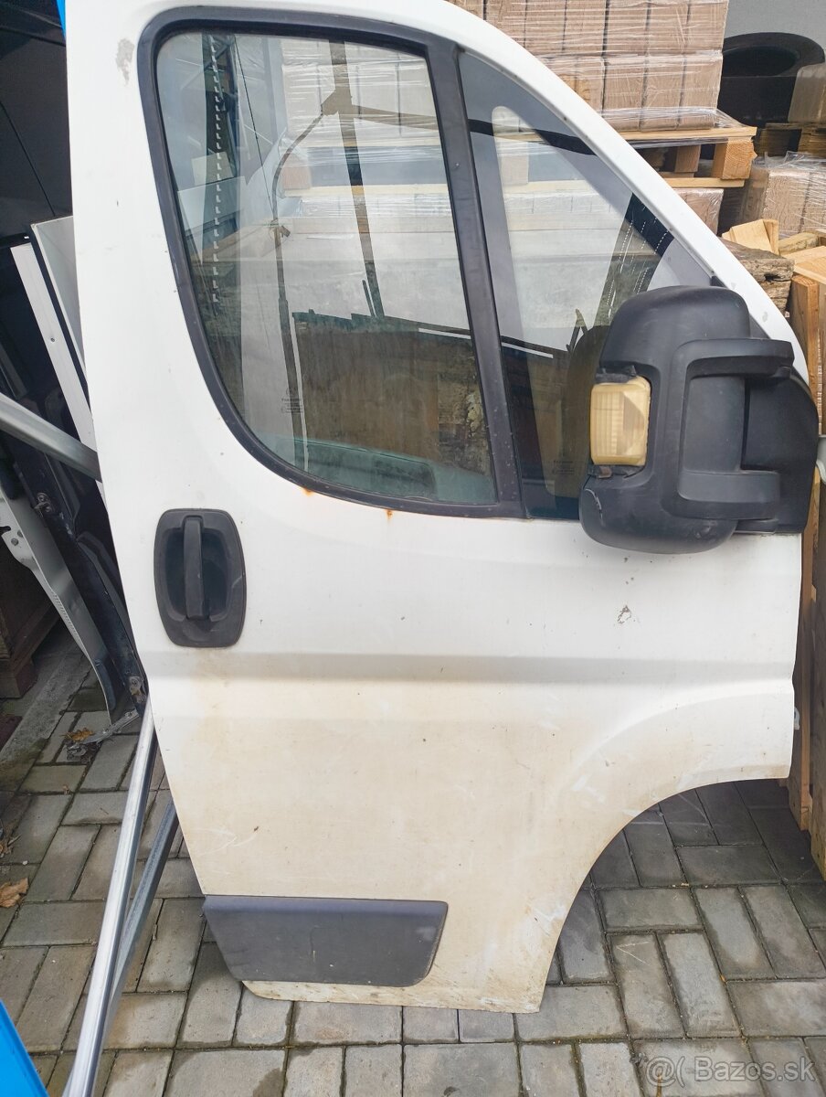 Predám predné dvere - 2