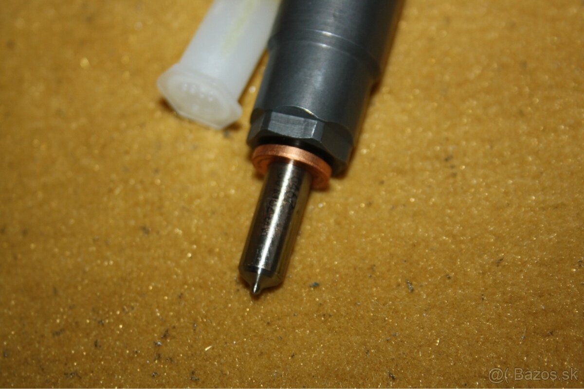 VW-AUDI-SEAT-SKODA 1.6 TDI TRYSKY 04L130277BC - 2