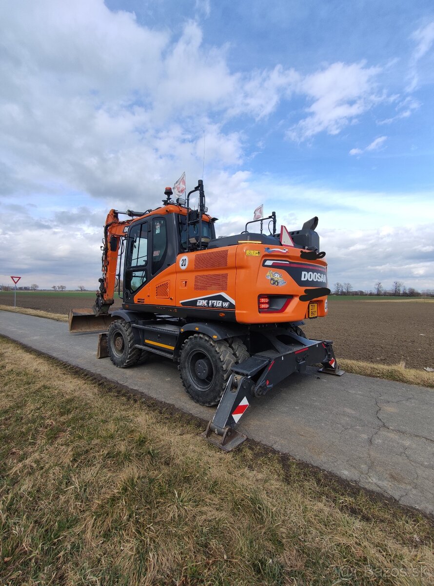 DOOSAN DX170W-7 kolový bager/rypadlo - 2