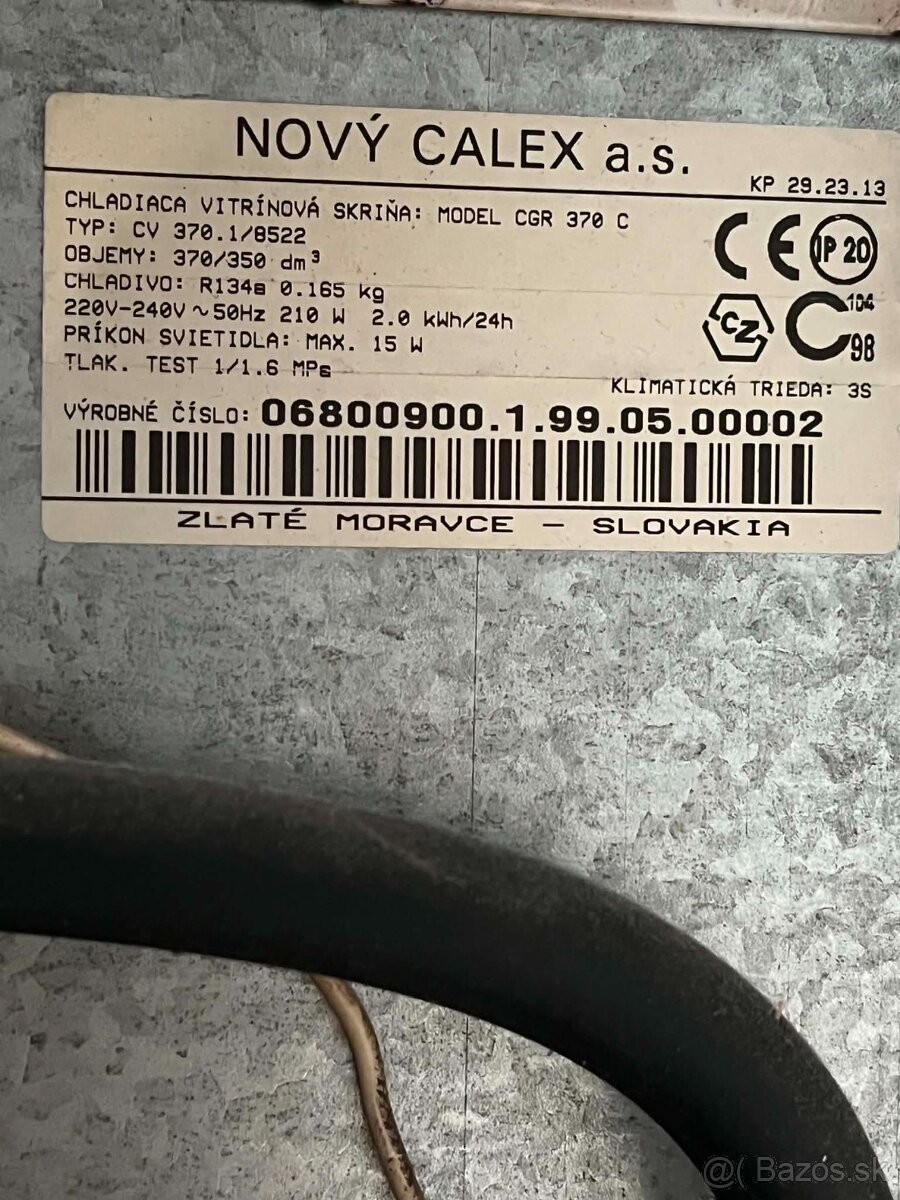 Chladiaca vitrína CALEX CGR 370 C - 2