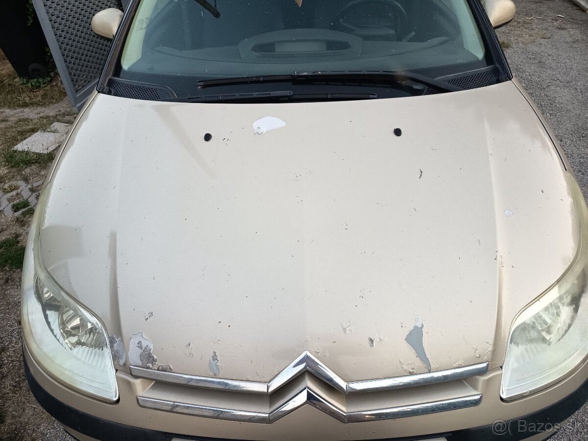 Predám nepojazdny Citroen C4 1.6 16v - 2