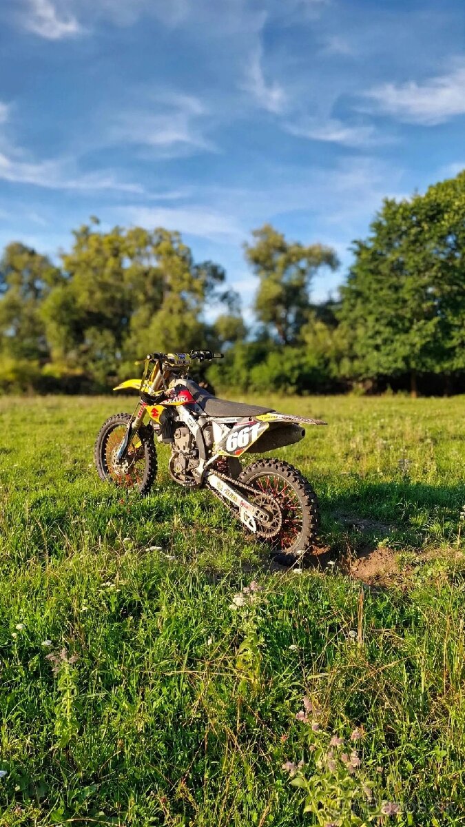 Suzuki rmz 250 - 2